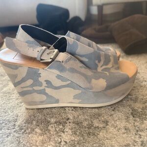 Dolce Vita Wedge Sandals in Light Blue Camouflage (Never Worn)